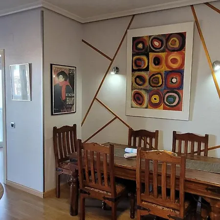 Pearl Apartment *