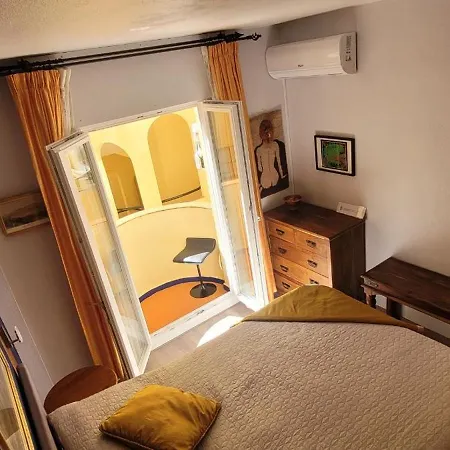 Pearl Apartment